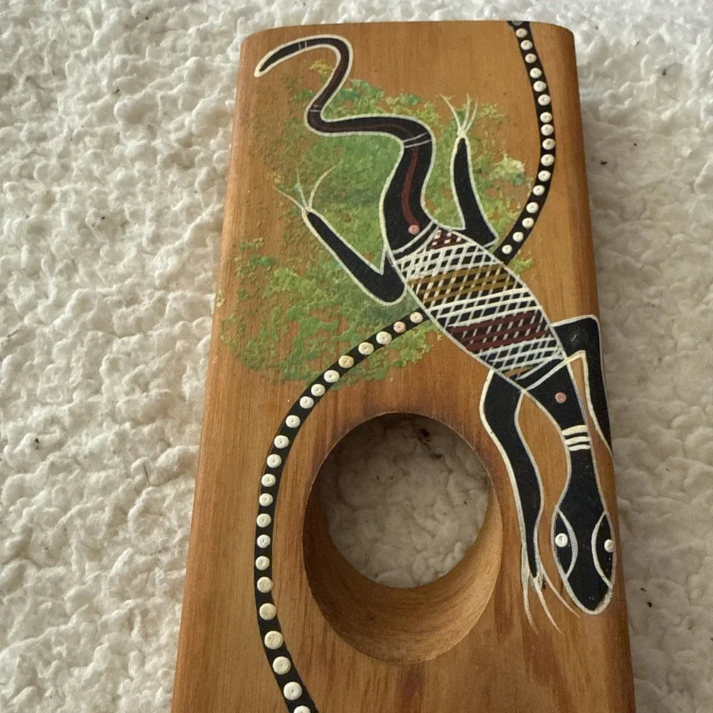 Australian Aboriginal Art Handcrafted Wooden Bottle Holder Lizards signed Rex